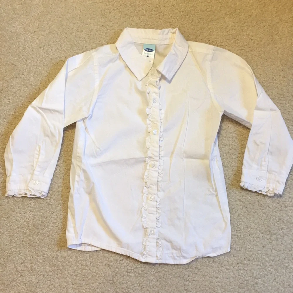 EUC Old Navy button down bundle size 3T